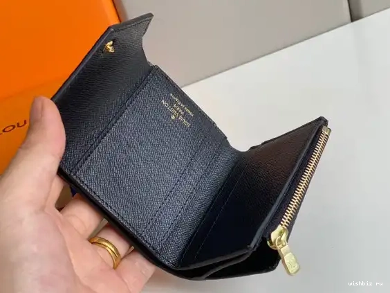 WIS ZOÉ VUITTON WALLET LOUIS 0618